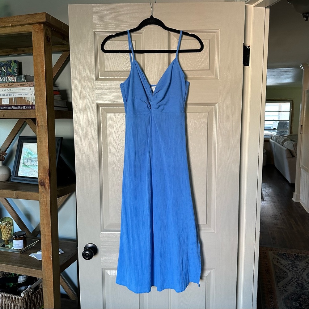 3/$30 NWOT Aerie Blue Maxi Dress